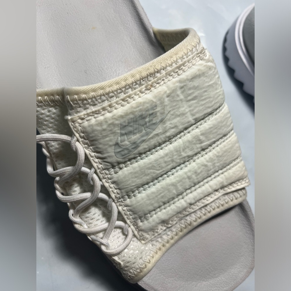 Nike Quilted Slide Sandals in Off-White - Picture 4 of 6